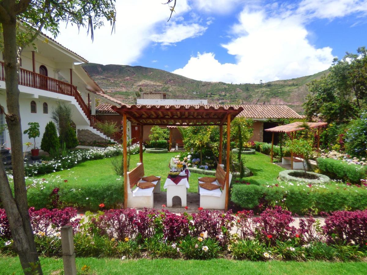 Hotel Agustos Urubamba Exterior photo