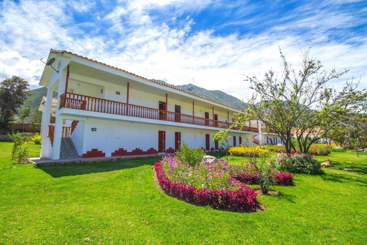 Hotel Agustos Urubamba Exterior photo