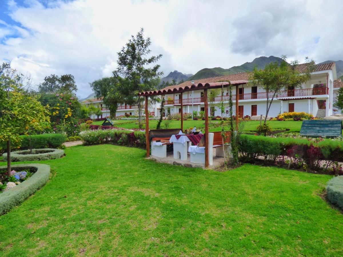 Hotel Agustos Urubamba Exterior photo