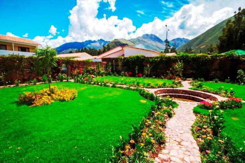 Hotel Agustos Urubamba Exterior photo