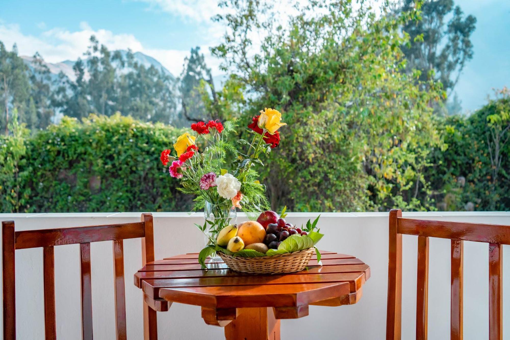 Hotel Agustos Urubamba Exterior photo