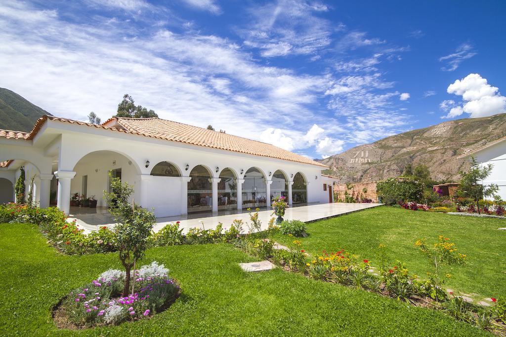 Hotel Agustos Urubamba Exterior photo